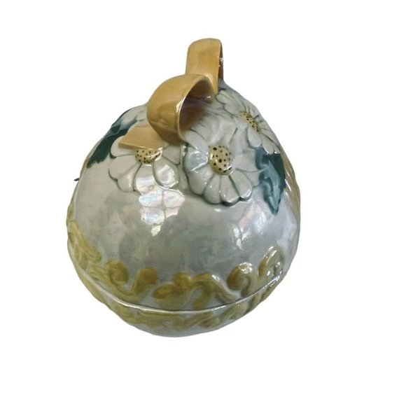 Ceramic Easter Egg Bow Flowers Lidded Dish Trinket Box Hand painted 6 1/3" x 4 1 - Picture 2 of 10